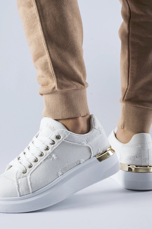 Baltas Ossona platformas kedas