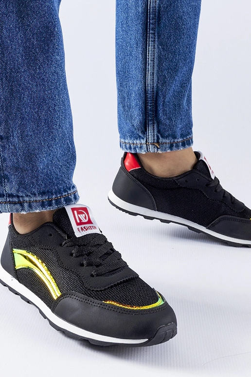 Melnas Caviour sporta kedas