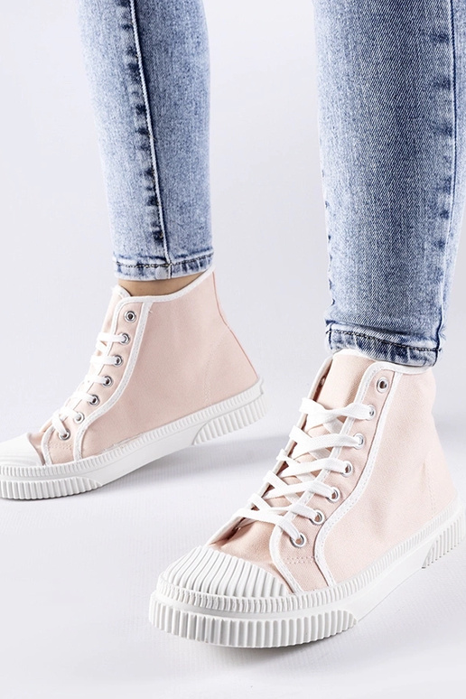 Rozā čības Pozzuolo