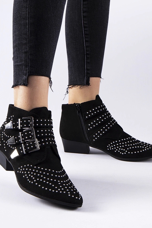 Melni dekoratīvi puszābaki ar zemu...