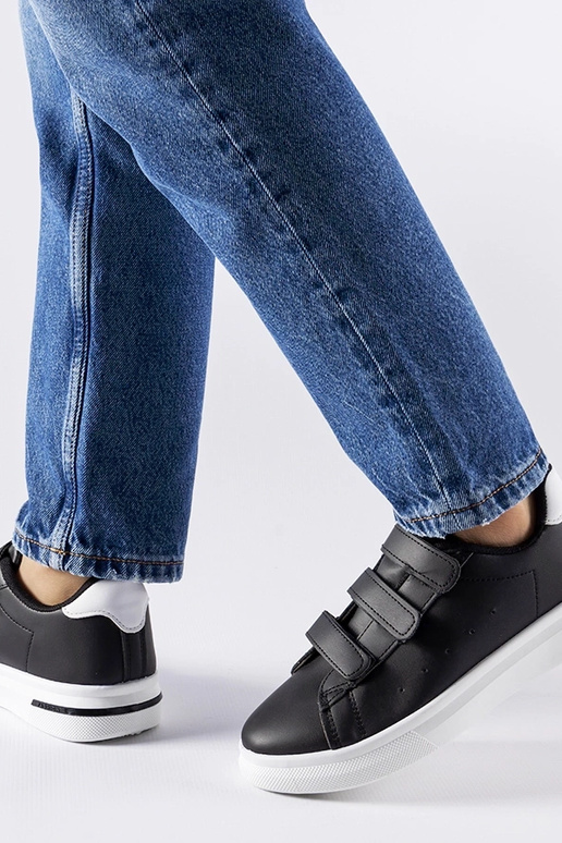 Melnas Velcro kedas Paré - balta zole