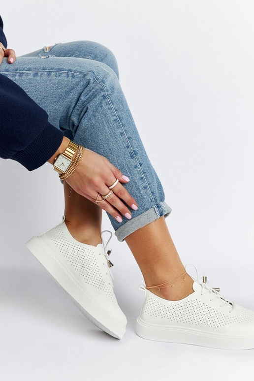 Laytonville baltas perforētas kedas