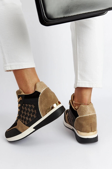 Black Chestnut Wedge kedas 2