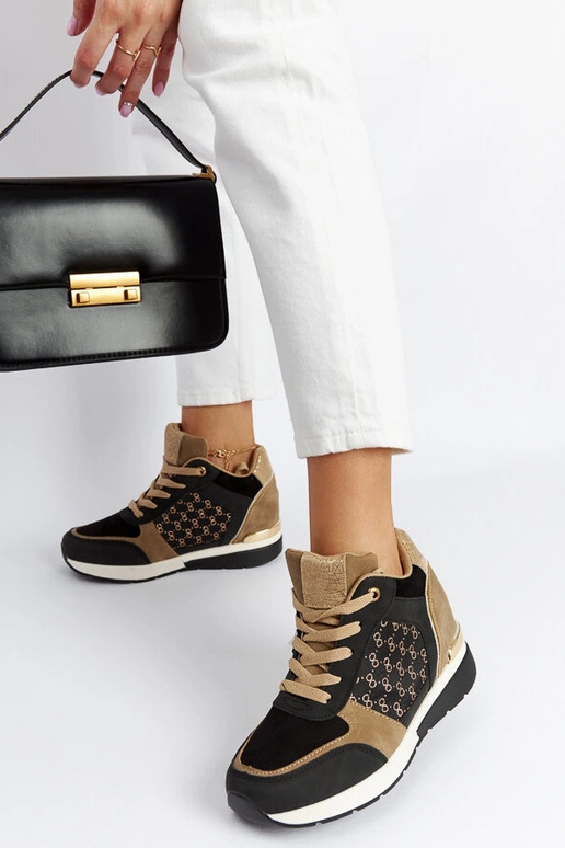 Black Chestnut Wedge kedas