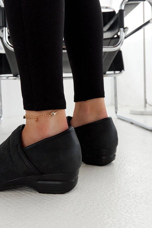 Melnas Montoro platformas kurpes Melnas Montoro platformas kurpes