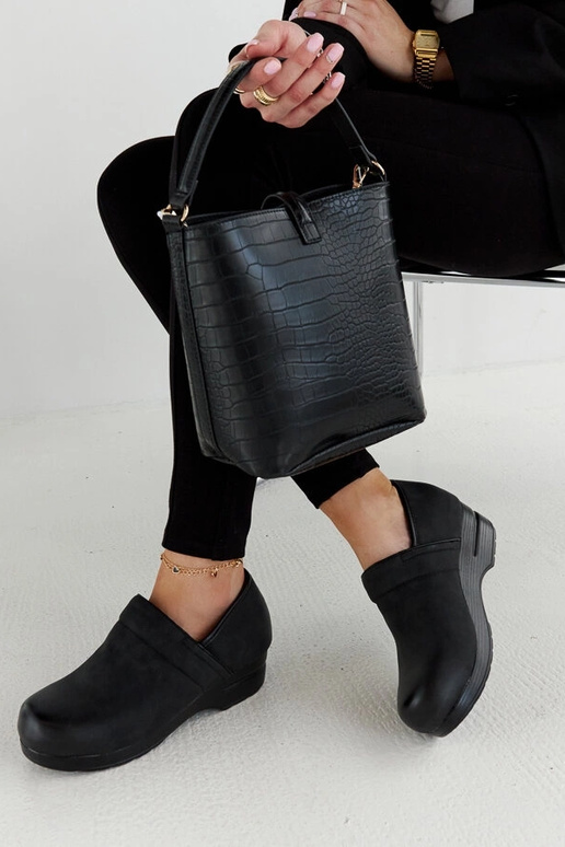 Melnas Montoro platformas kurpes Melnas Montoro platformas kurpes