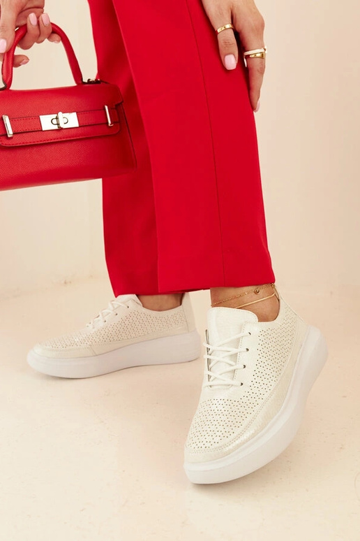 Sieviešu sudrabainas kedas uz...