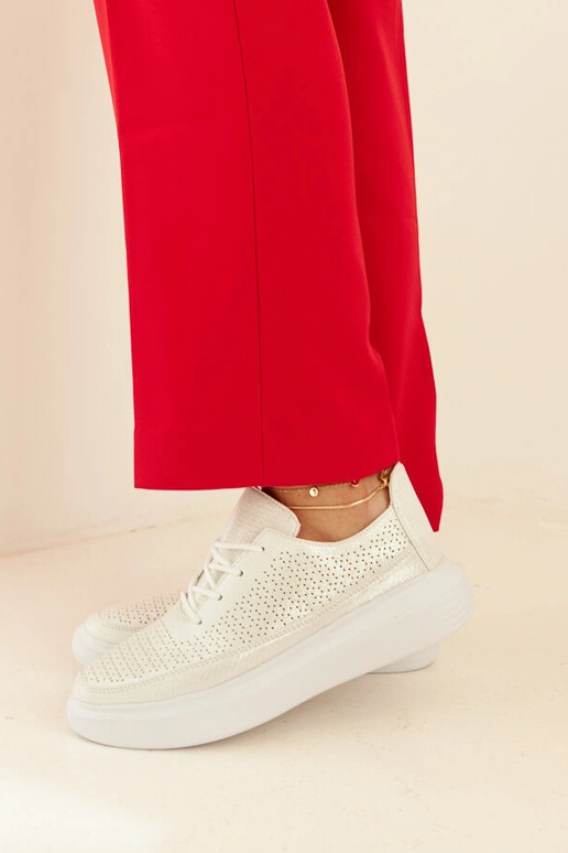 Sieviešu sudrabainas kedas uz...