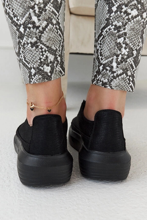 Melnas sieviešu kedas uz platformas,...