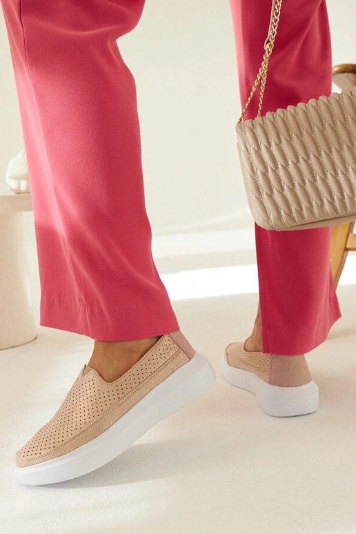 Sieviešu zeltainas ažūras uzvelkamas...