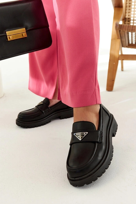 Teri melni mokasīni