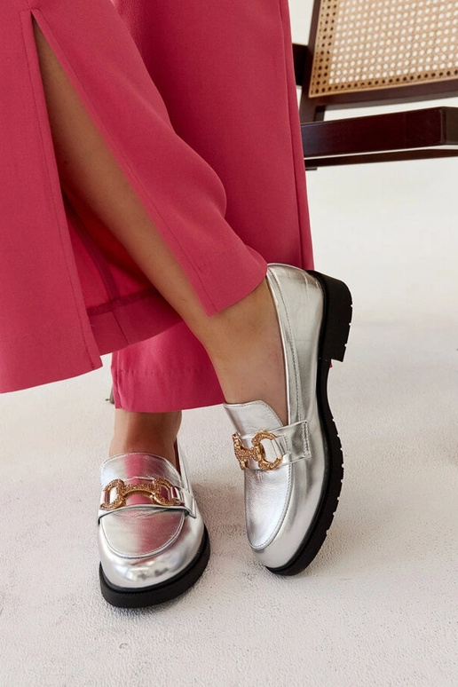 Aleynas sudraba mokasīni ar ciroņiem