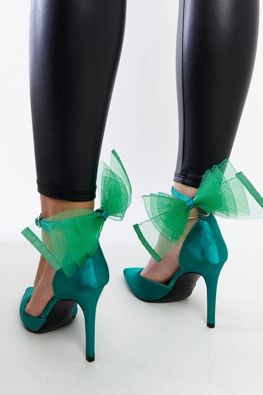 Zaļi Ilaysa tauriņu papēži