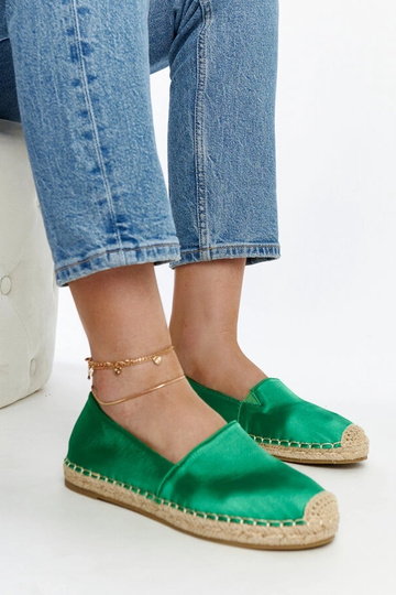 Caithlin Green Glitter...