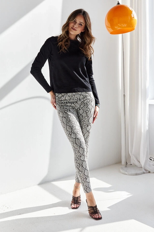 Sieviešu brūnas flip-flops uz augsta...