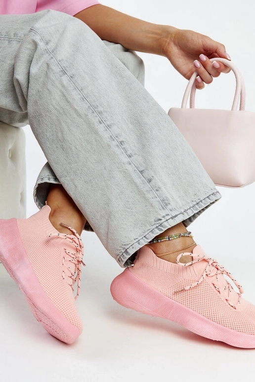 Roshni rozā sporta kedas