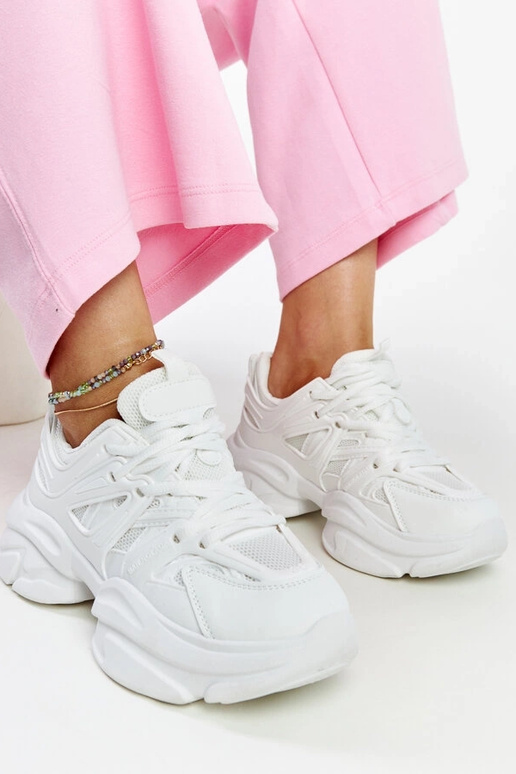 Bieli sporta apavi Feaven