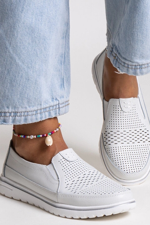 Gaiši pelēki ādas puszābaki Vinceza