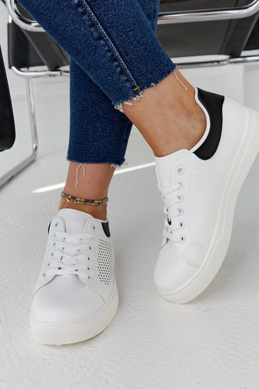 Baltas ažūra kedas Semhar