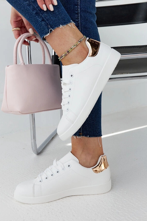 Baltas Birikti platformas kedas