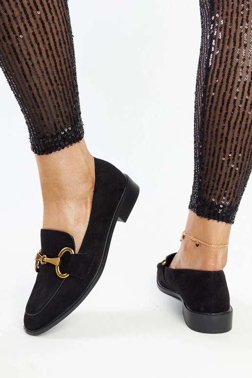 Melni klaipi ar Gibarti sprādzi