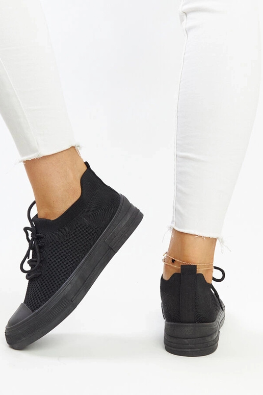 Melnas vieglas Senaida sporta kedas