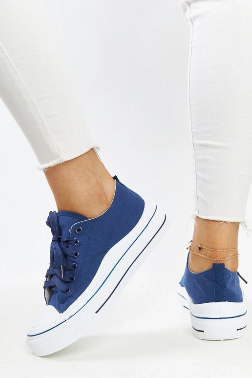 Tumši zili sporta apavi uz platformas...