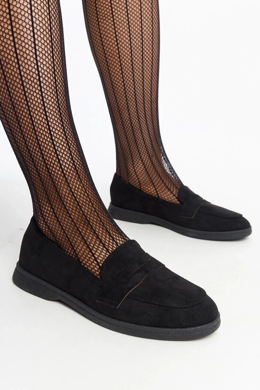 Melni zamšādas klaipi no Nibras