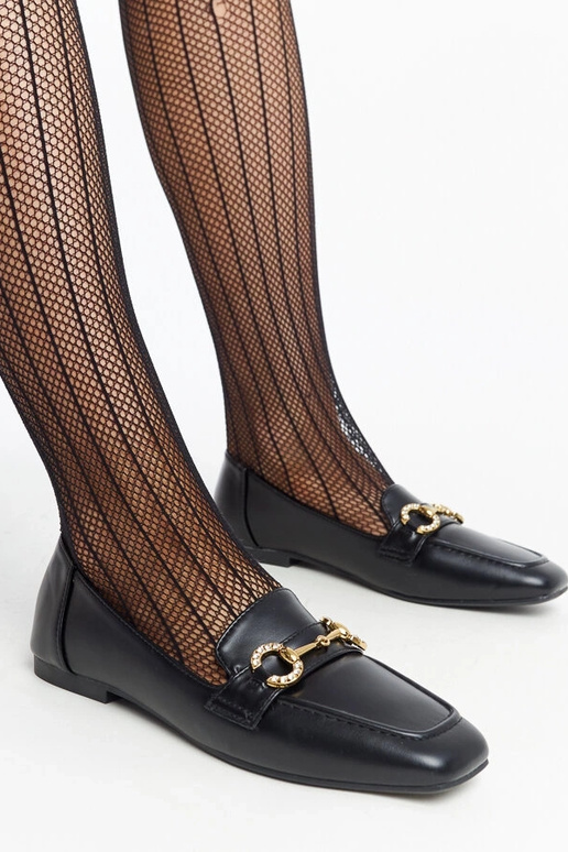 Melni Areebah sprādzes mokasīni