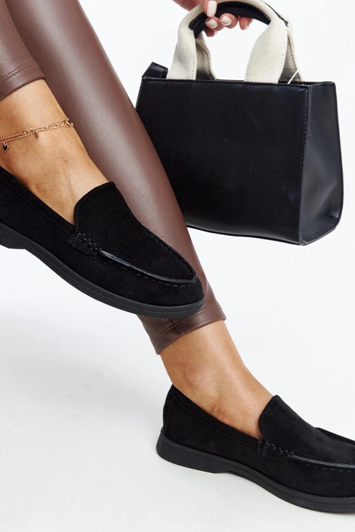 Melnas zamšādas Rumay kurpes