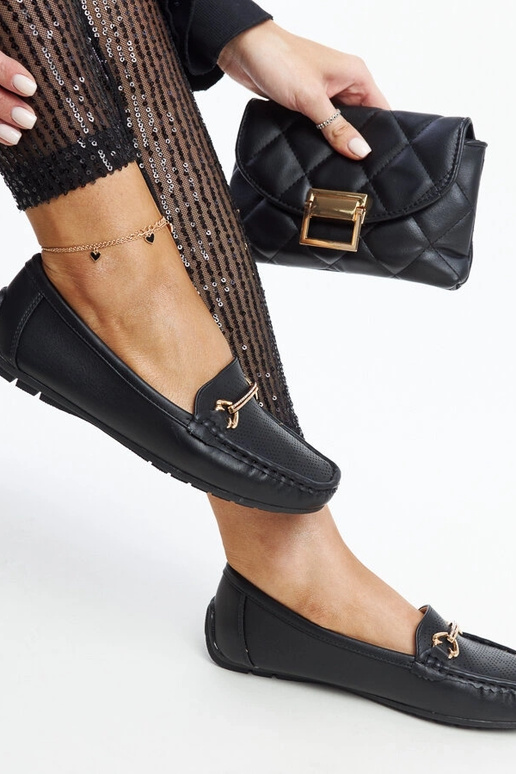 Melni klaipi ar dekoratīvu sprādzi Adila