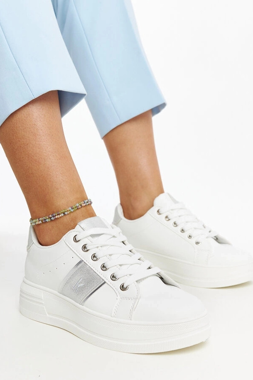 Baltas un sudraba krāsas kedas ar...