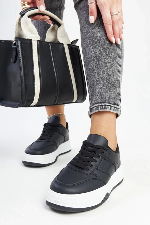 Melnas kedas ar biezāku zoli Rafida