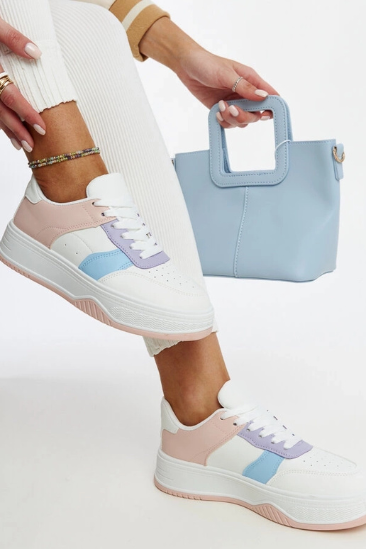 Baltas un rozā kedas ar biezāku zoli...