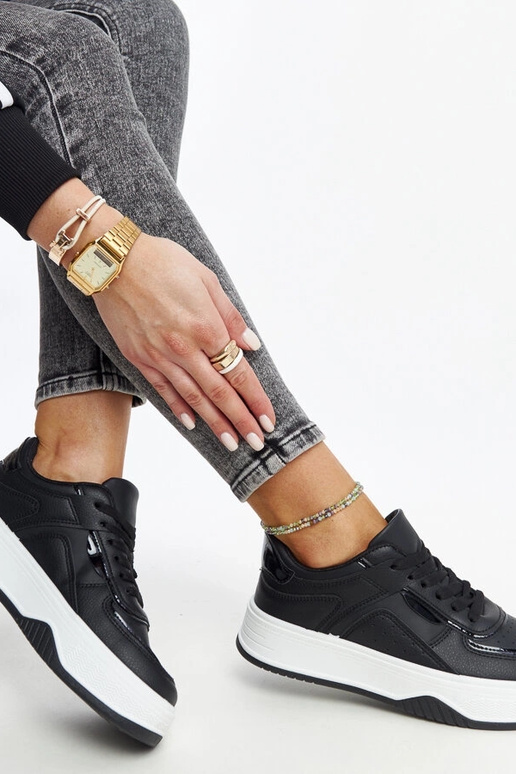 Melnas kedas ar biezāku zoli Intisa