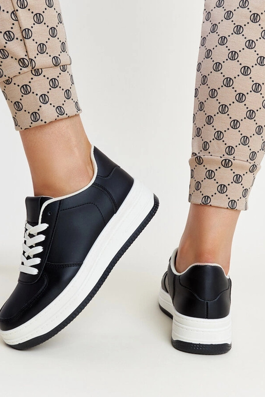 Melnas Cvita platformas kedas