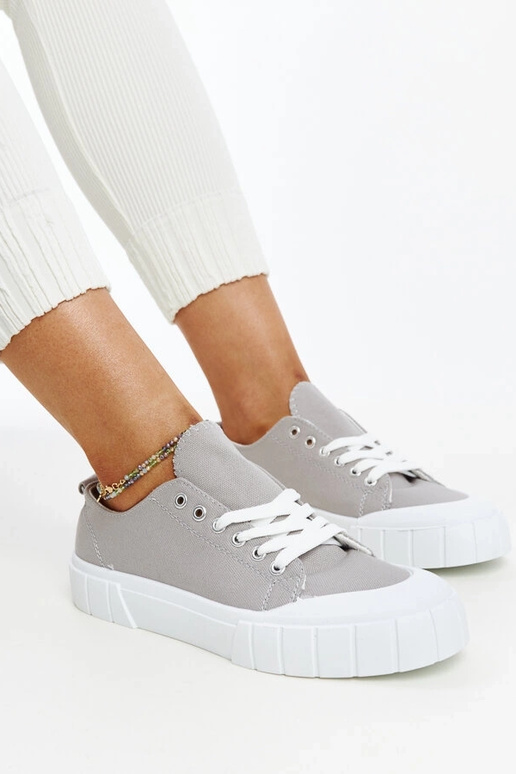 Eduarda pelēkā auduma kedas