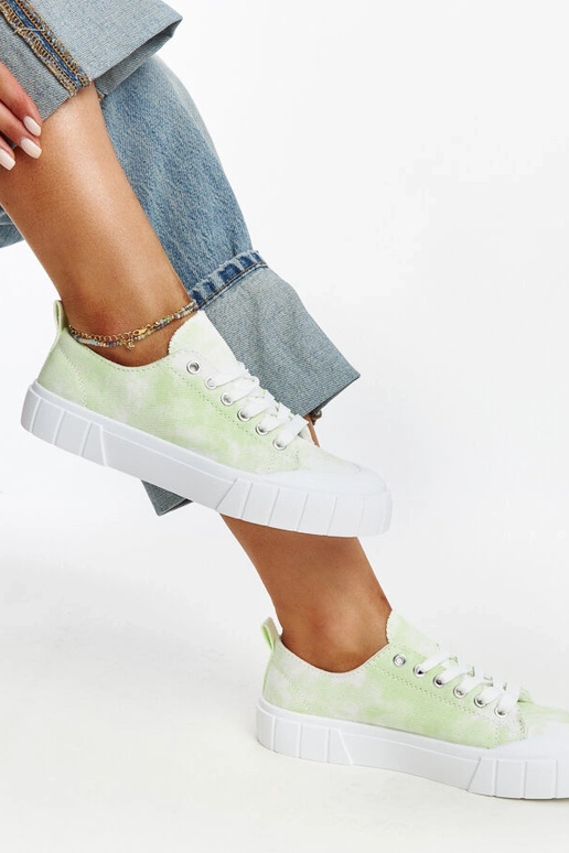 Jerina gaiši zaļas krāsas auduma kedas