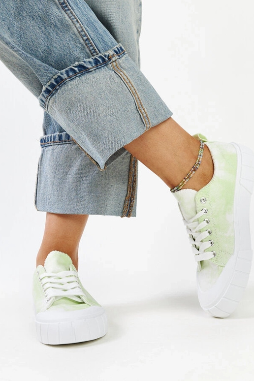 Jerina gaiši zaļas krāsas auduma kedas