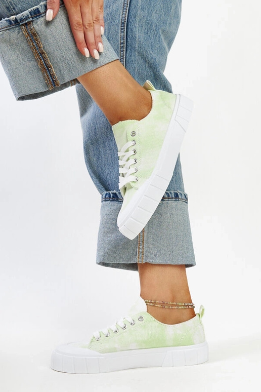 Jerina gaiši zaļas krāsas auduma kedas