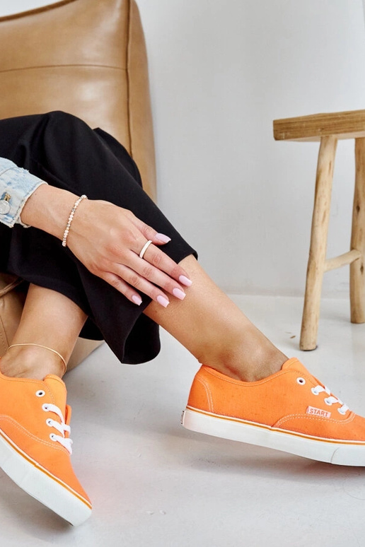 Oranžas klasiskas Erla kedas