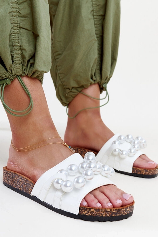 Baltas flip-flops ar korķa zoli ar...