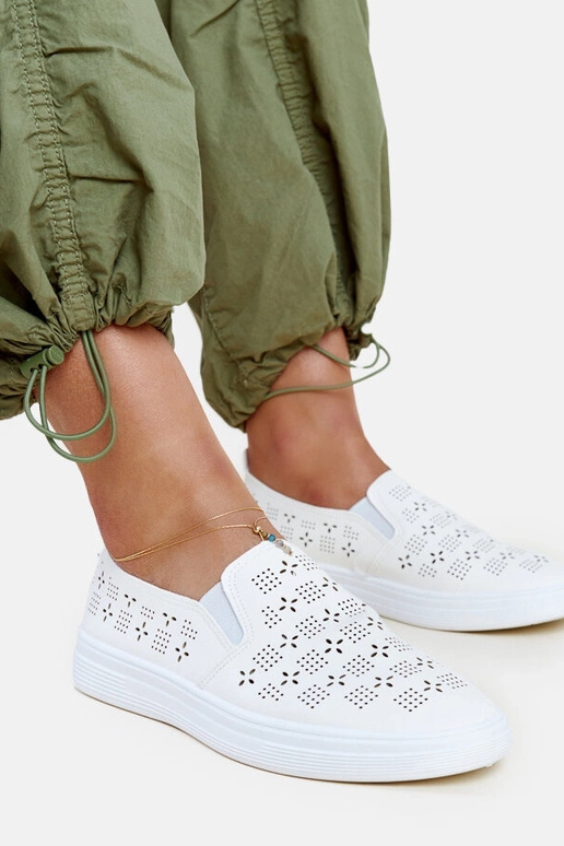 Hilal baltas uzvelkamas kedas