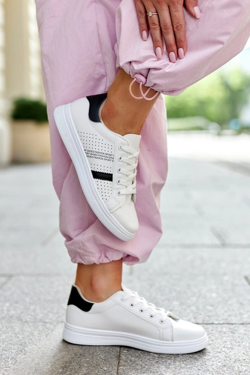 Berdine melnbaltas eko ādas kedas