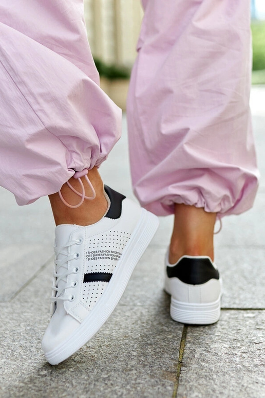 Berdine melnbaltas eko ādas kedas