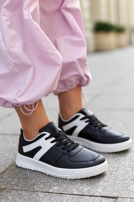 Melnas Hagara sporta kedas