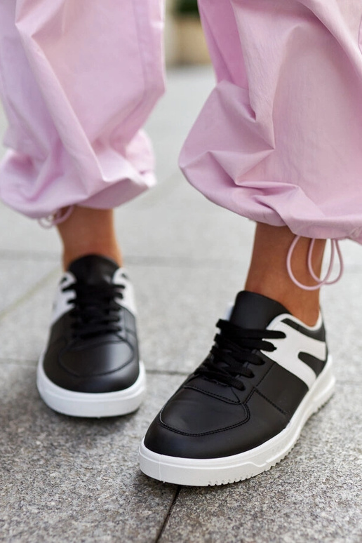 Melnas Hagara sporta kedas