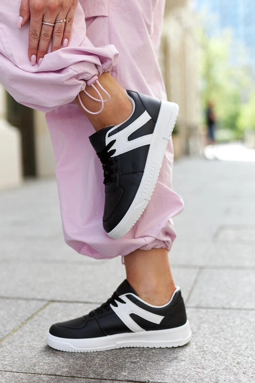 Melnas Hagara sporta kedas