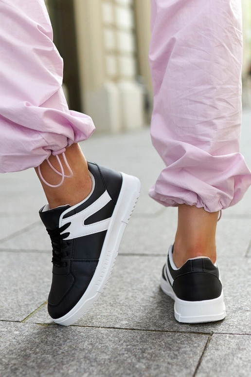 Melnas Hagara sporta kedas