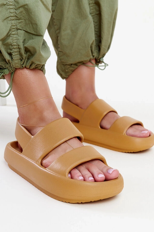 Attiana Brown sandales